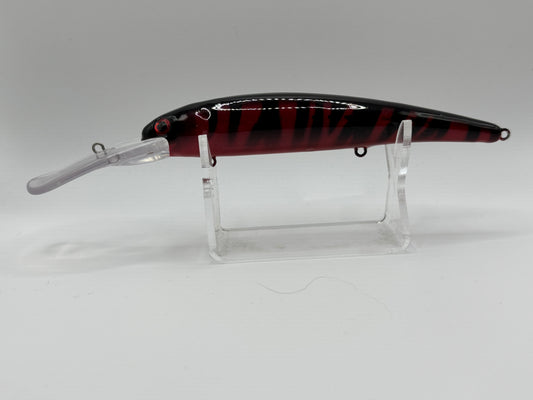 Deep Diving Bandit Style Lure Crimson Shadow