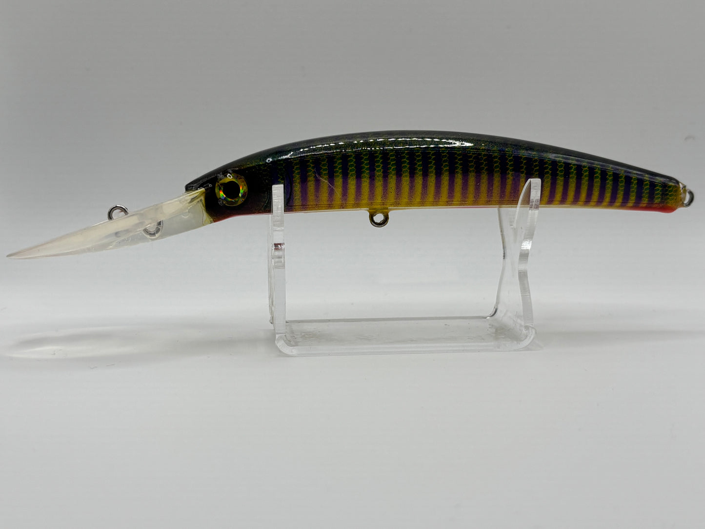 Deep Walleye Crank Violet Venom