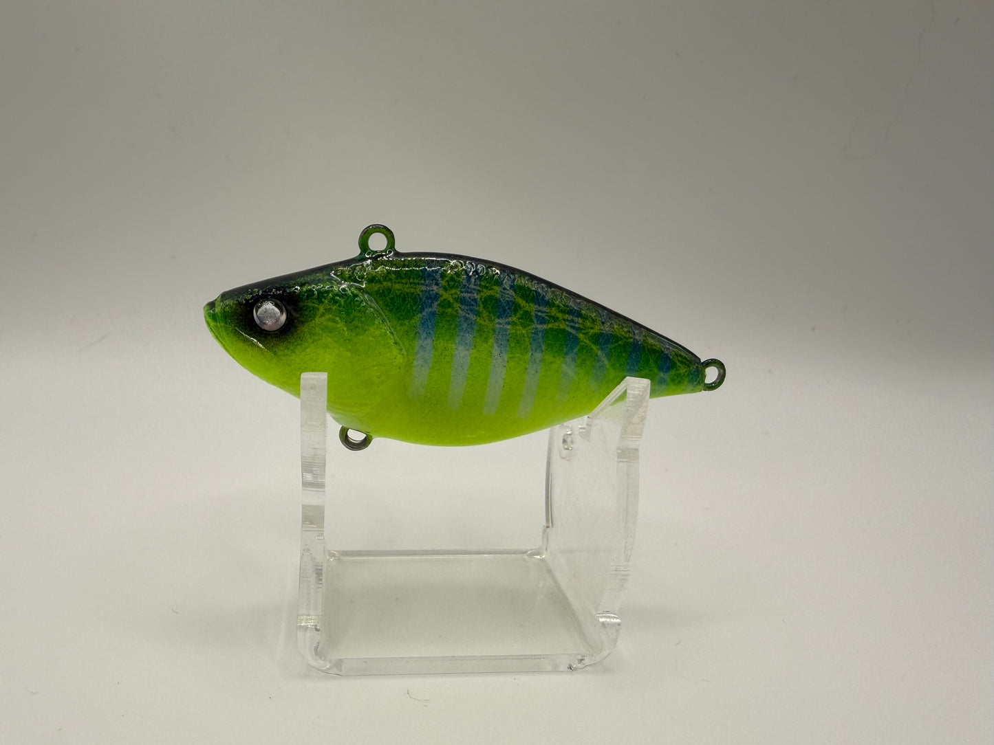 Lipless Crakbait Cryptic Chartreuse